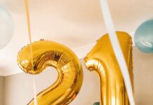 5 Luxurious Ways to Celebrate Your 21st Birthday Celebrate Your 21st Birthday