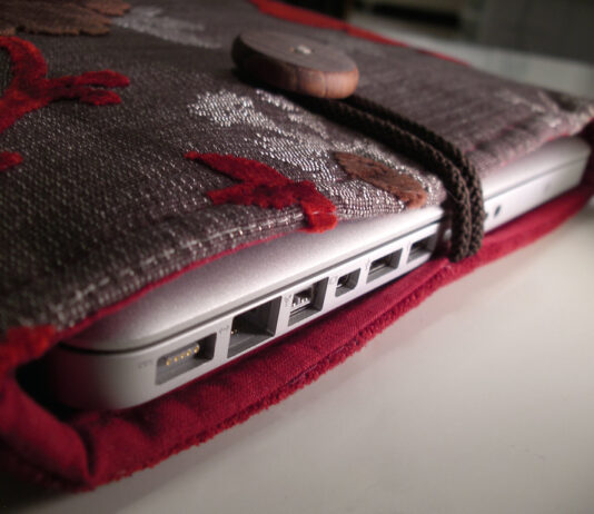 Custom Laptop Cases That Combine Style And Protection Laptop Cases
